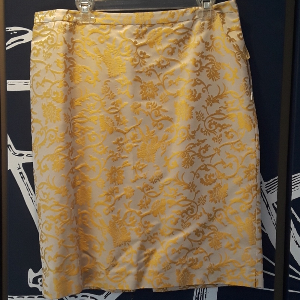 New Banana Republic Gold Skirt Size 12